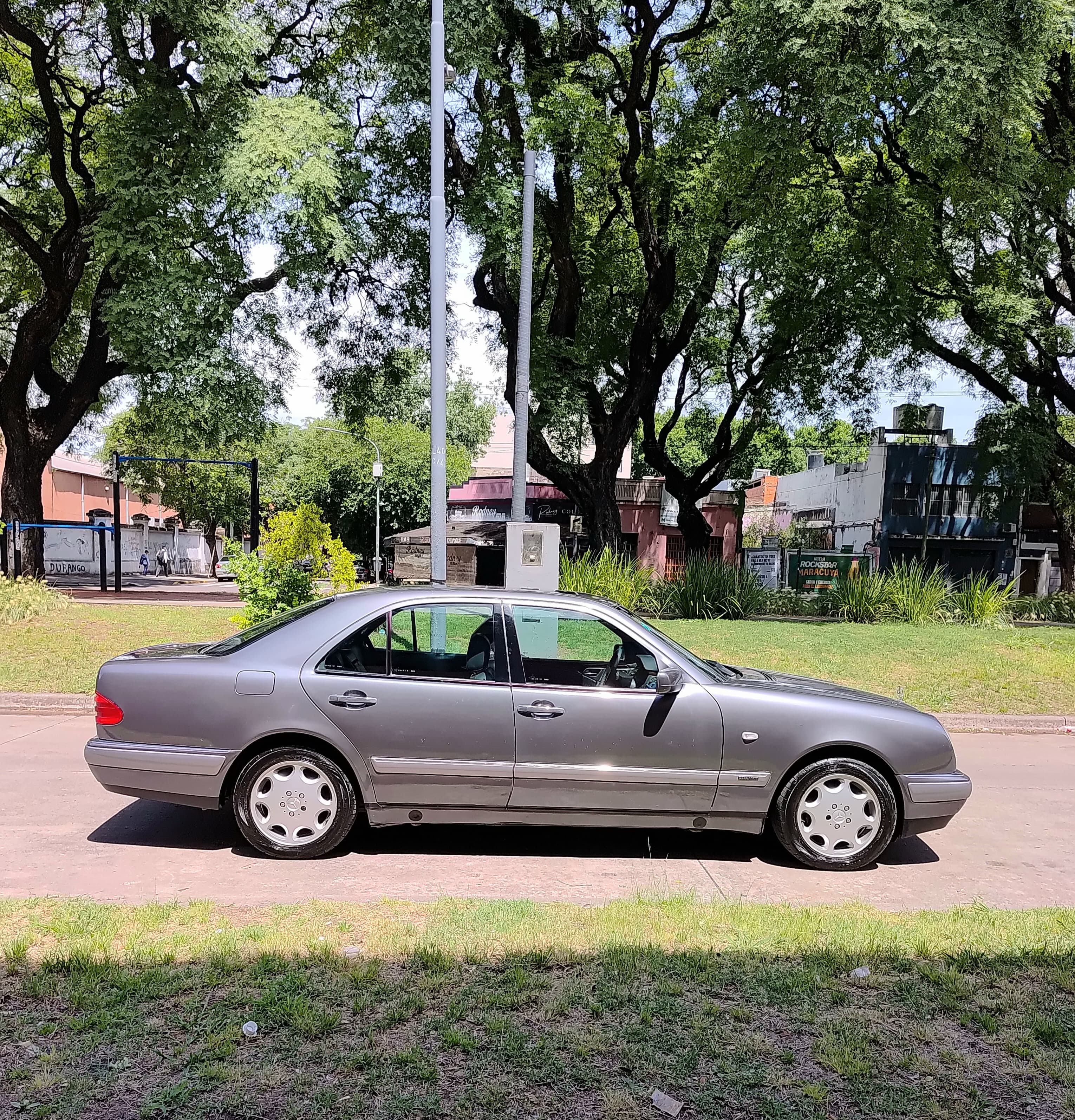 Mirá esta publicación de Mercedes Benz Clase E