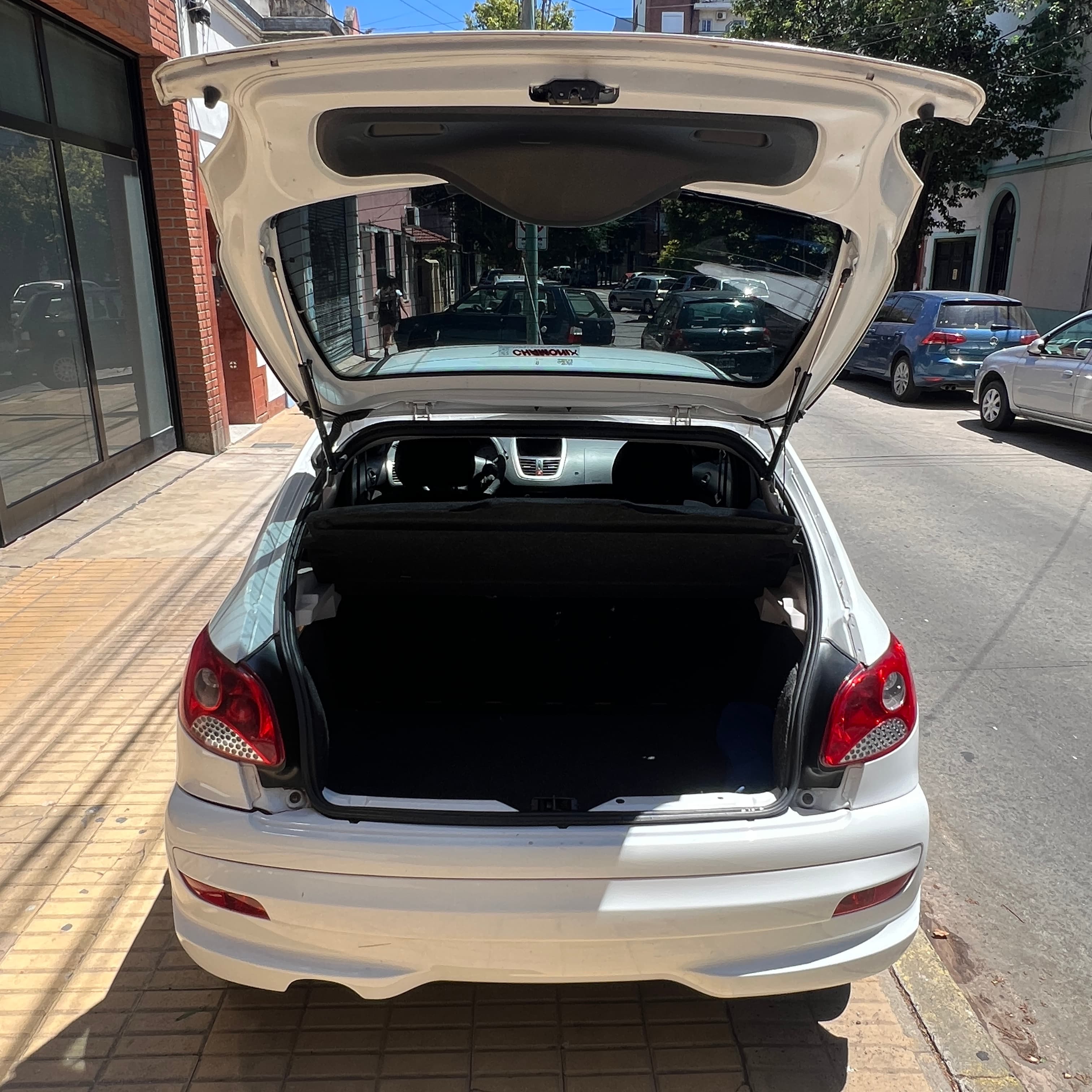 Mirá esta publicación de Peugeot 207 Compact